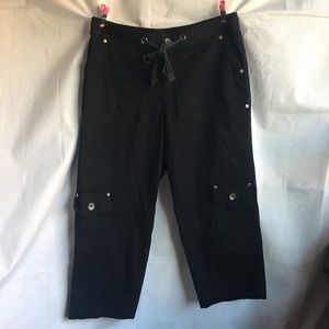 Oleg Cassini Sport Black Capri Pants. Sz Small